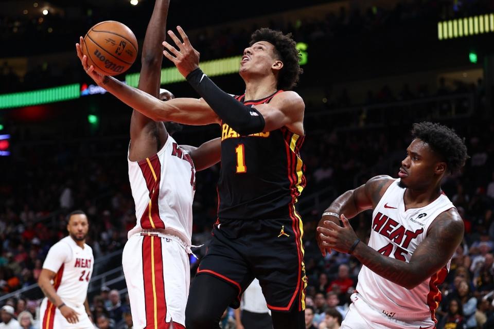 开云体育app-第30胜！希罗复出24分热火31分大胜老鹰 杰伦16+16+11